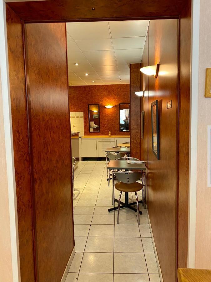 Hotel Studia Paris Bagian luar foto